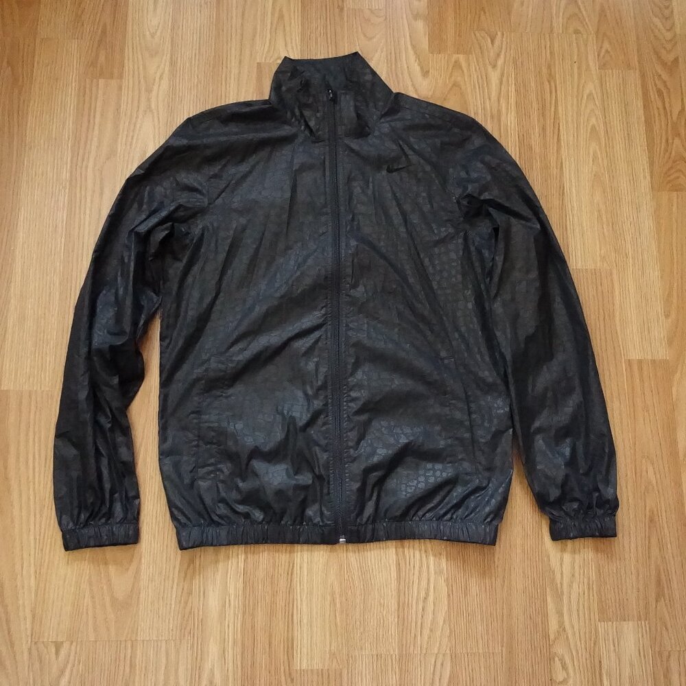 Nike the athletic dept youth windbreaker jacket size M black